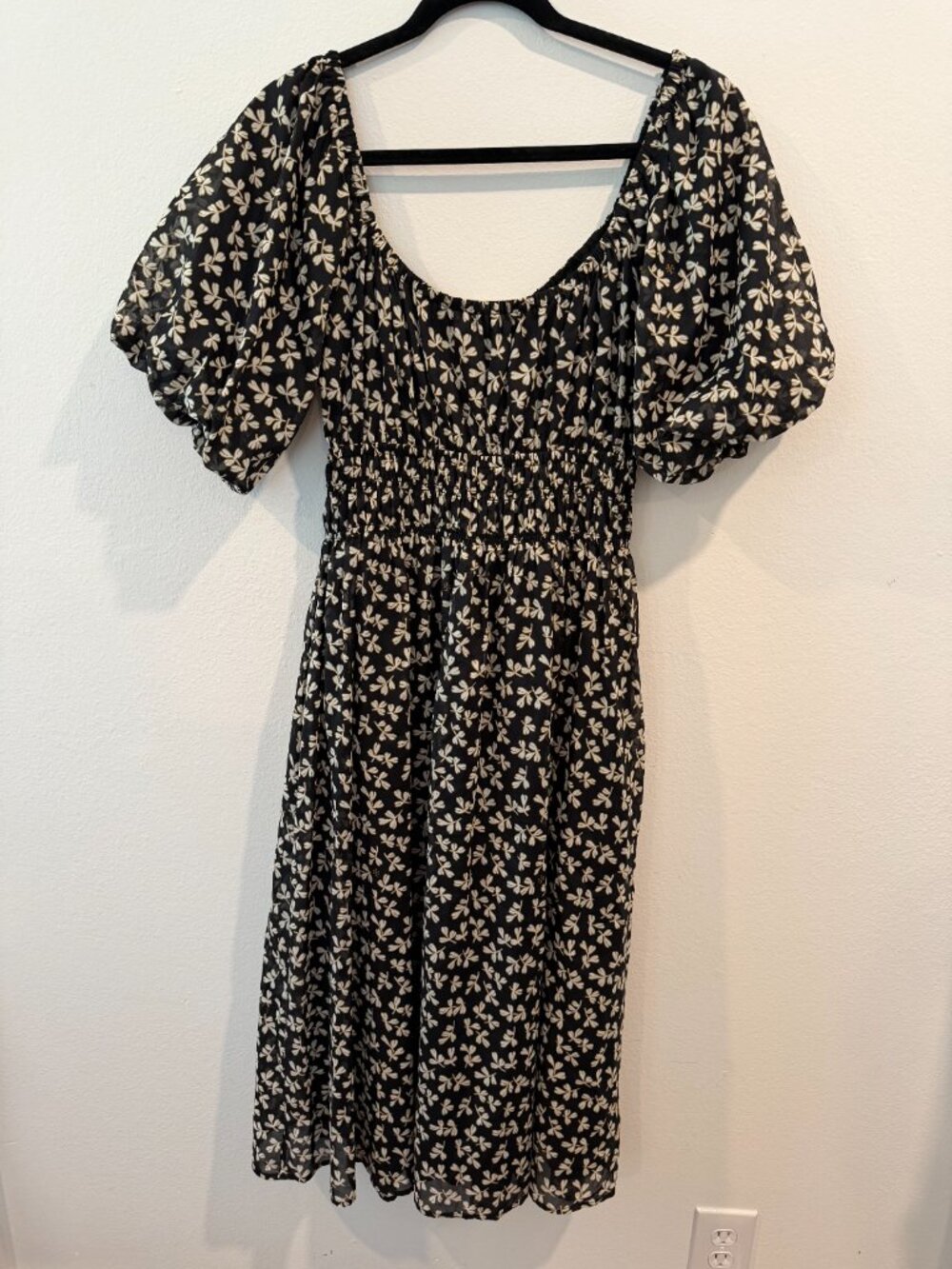 NWT $498 Tory Burch Smocked Midi Dress in Black Little Leaves M 100% cotton - Picture 2 of 6